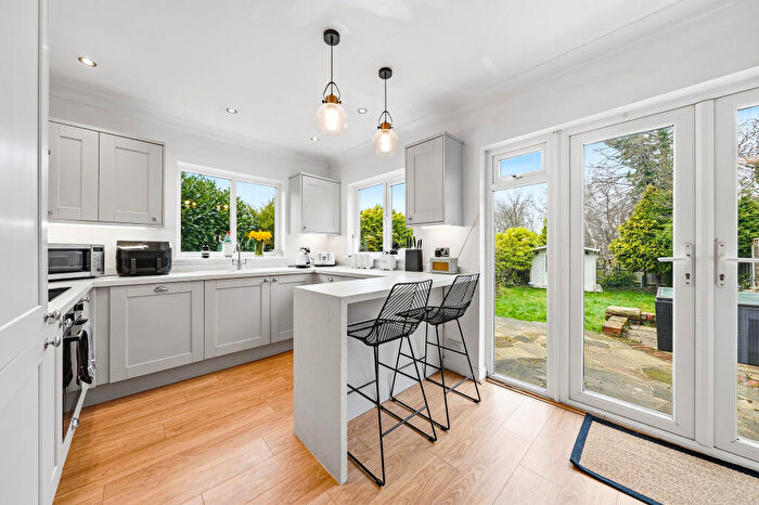 3 Bedroom Semi-Detached Bungalow For Sale In Andover Road, Orpington, BR6