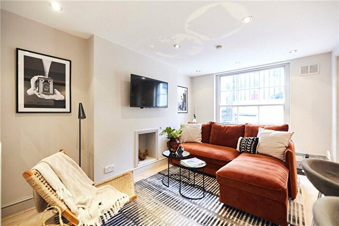 1 Bedroom Apartment To Rent In Amwell Street, London, EC1R