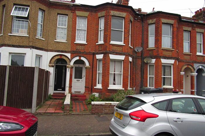 2 Bedroom Flat To Rent In South Road, Herne Bay, CT6