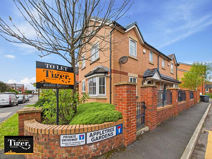 2 Bedroom Mews To Rent In Apple Tree Gardens, Blackpool, FY3