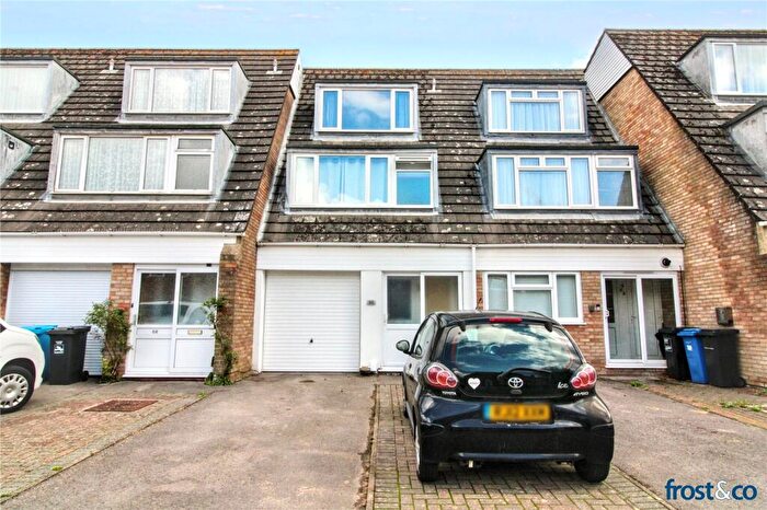 4 Bedroom Terraced House For Sale In Skinner Street, Poole, Dorset, BH15