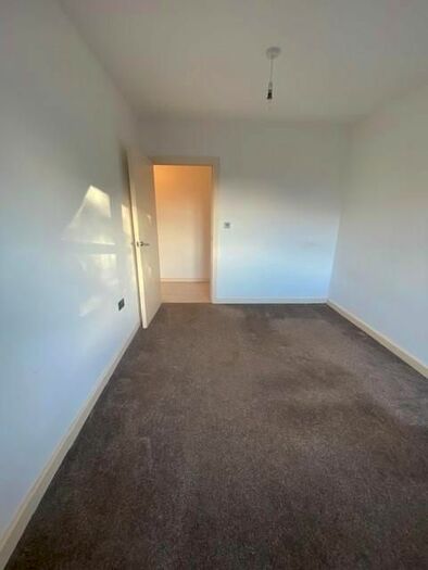2 Bedroom Flat To Rent In Rosehill, Willenhall WV13