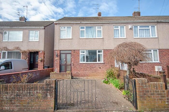 3 Bedroom End Terrace House For Sale In Brook Road, Mangotsfield, Bristol, BS16