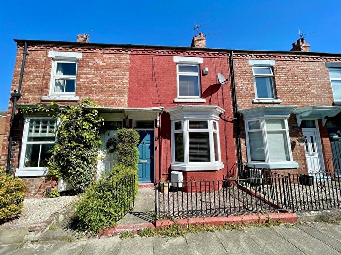 2 Bedroom Terraced House For Sale In Craig Street, Darlington, DL3