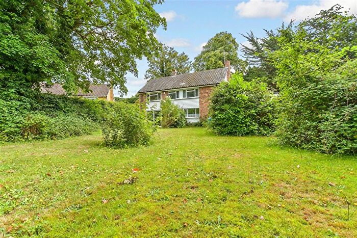 4 Bedroom Detached House For Sale In Hadlow Park, Hadlow, Tonbridge, Kent, TN11