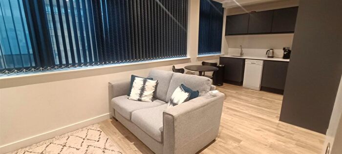 1 Bedroom Flat To Rent In Paragon House, Seymour Grove, M16