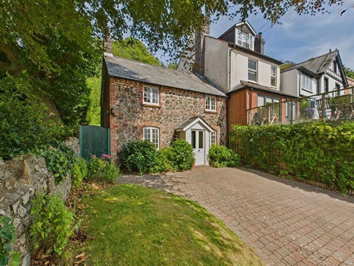 3 Bedroom Semi-Detached House For Sale In West Malvern Road, West Malvern, WR14