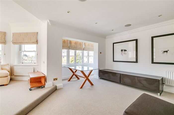 2 Bedroom Flat For Sale In Boddington House, Trinity Church Road, SW13