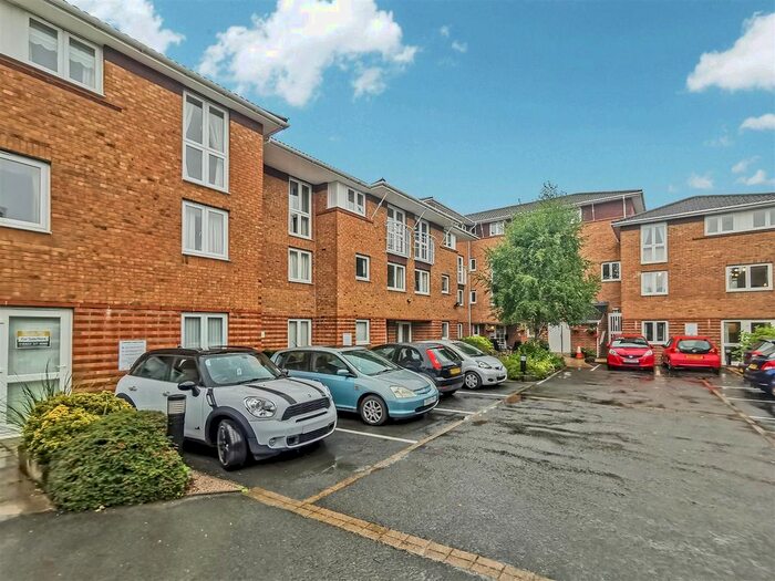 2 Bedroom Flat For Sale In Clarence Court, Bare, Morecambe LA4