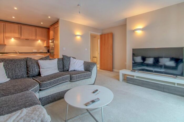1 Bedroom Flat To Rent In Channel Way, Ocean Village, Southampton SO14