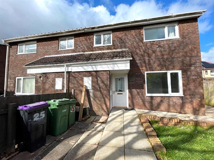 3 Bedroom Semi Detached House To Rent In Penyparc, Pontnewydd, Cwmbran, NP44