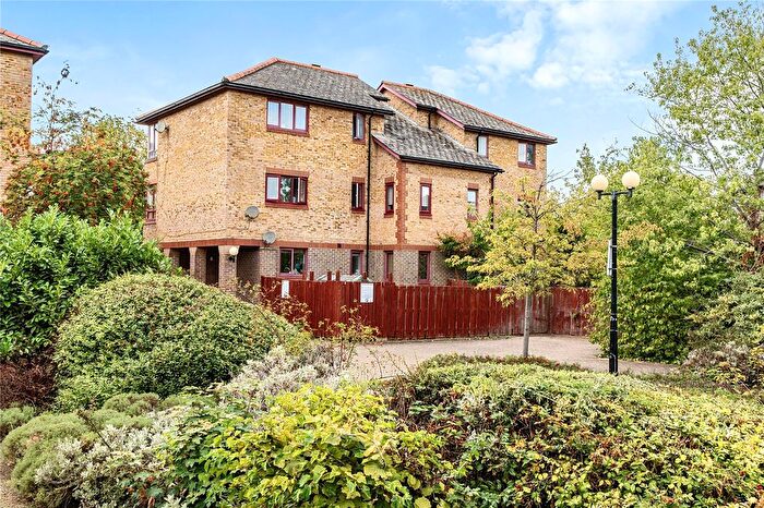 2 Bedroom Flat For Sale In Baltic Court, Timber Pond Road, SE16