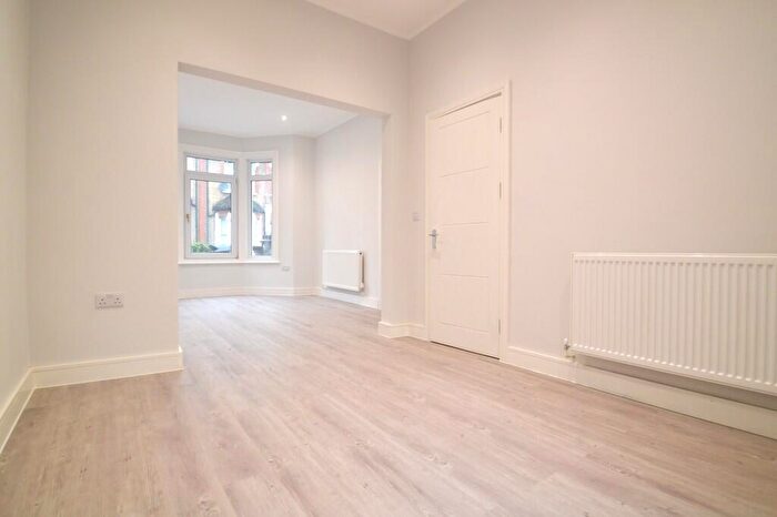 5 Bedroom Terraced House To Rent In Bebbington Road, London, SE18