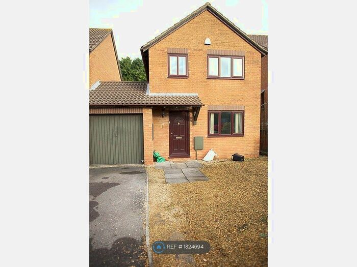 3 Bedroom Detached House To Rent In Highfields Close, Stoke Gifford, Bristol, BS34