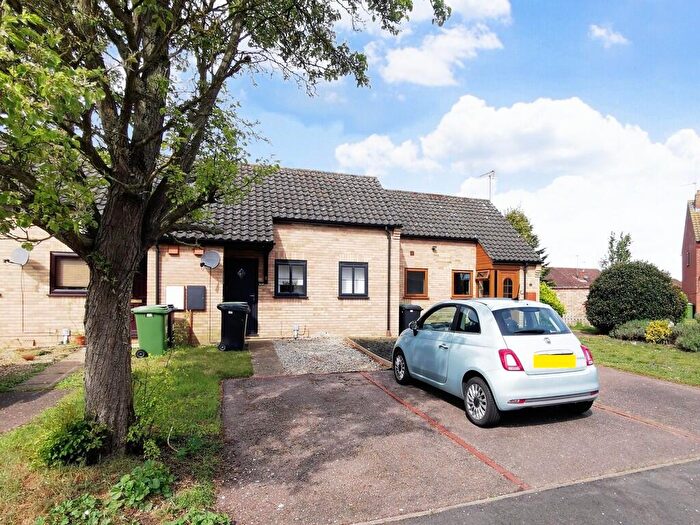 1 Bedroom Terraced Bungalow For Sale In Millfield Close, Ditchingham, NR35
