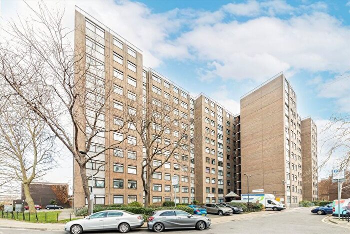 1 Bedroom Flat To Rent In Ivatt Place, West Kensington, W14