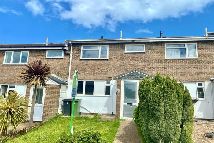 3 Bedroom Terraced House To Rent In Hogarth Road, Eastbourne, BN23