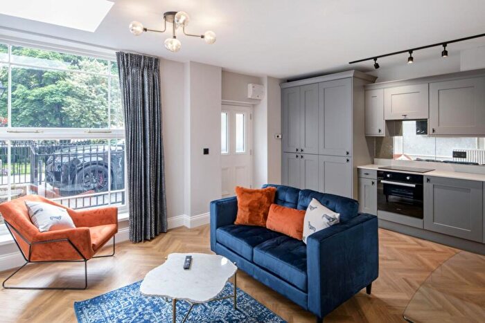 1 Bedroom Flat To Rent In Framlington Place, Claremont House Framlington Place, NE2