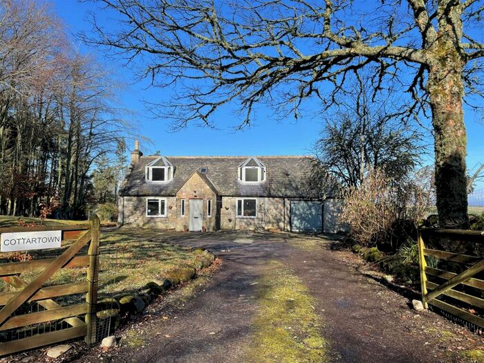 4 Bedroom House For Sale In Cottartown, Strathnairn, East Daviot, IV2