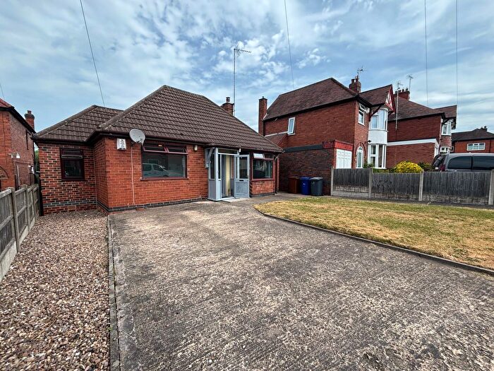 2 Bedroom Bungalow To Rent In Kitling Greaves Lane, Burton-On-Trent, DE13