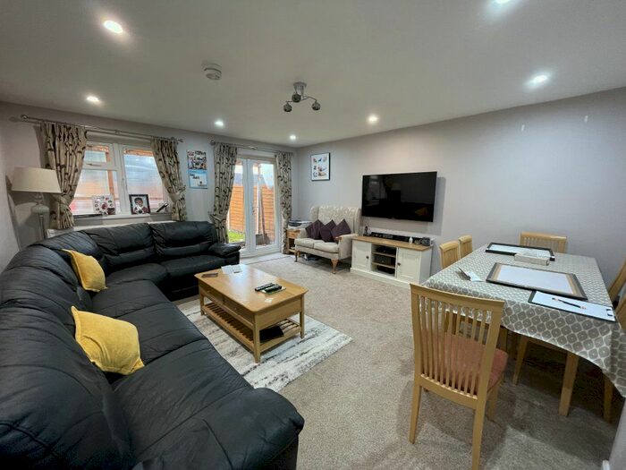 3 Bedroom Property To Rent In Dorset Avenue, Glenfield, Leicester, LE3