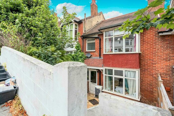 5 Bedroom Semi-Detached House To Rent In Princes Road, Brighton, BN2