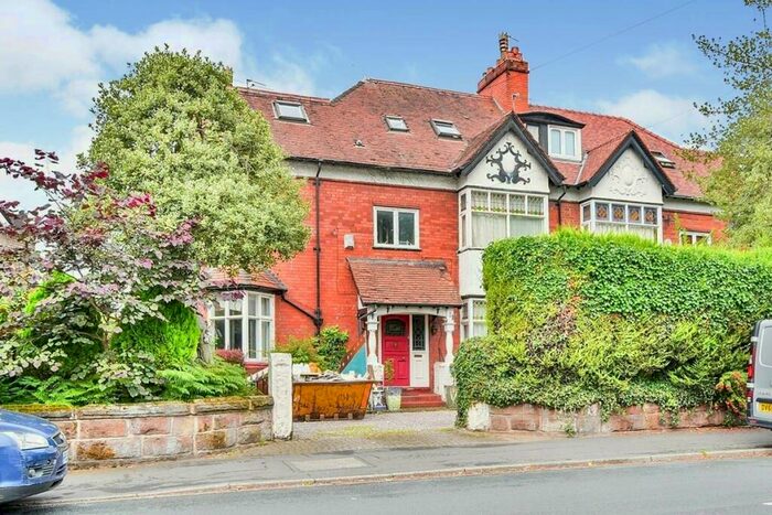 2 Bedroom Apartment To Rent In Derbyshire Road, Sale, Greater Manchester, M33