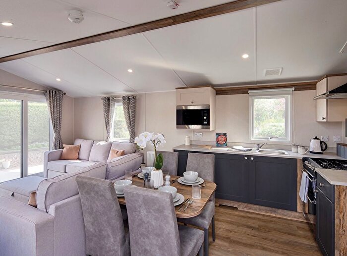 2 Bedroom Park Home For Sale In Eyemouth Road, Coldingham, Eyemouth, TD14