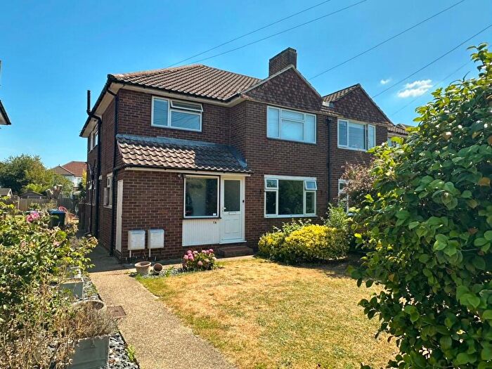 2 Bedroom Maisonette For Sale In Wilton Gardens, West Molesey, KT8