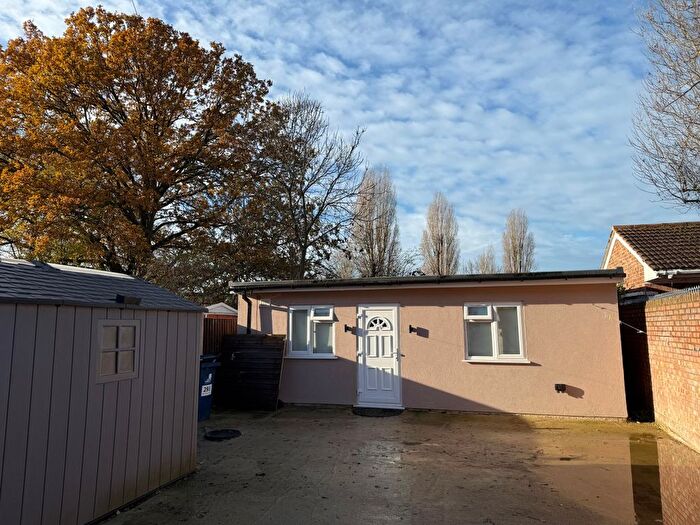 2 Bedroom Flat To Rent In Lady Margaret Road, Southall, UB1