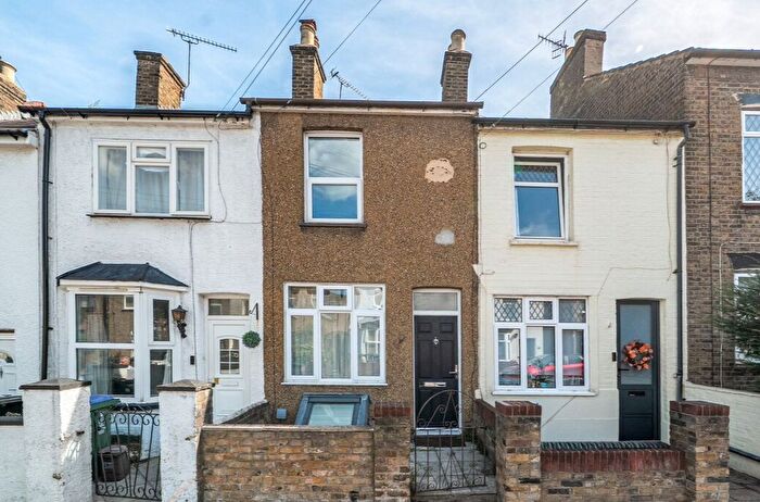 2 Bedroom Terraced House For Sale In Sotheron Road, Watford, WD17