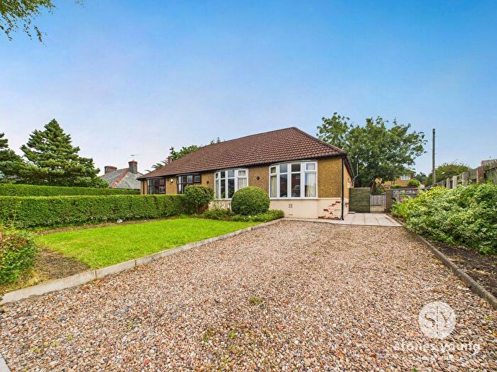 2 Bedroom Bungalow For Sale In Whalley New Road, Blackburn, BB1