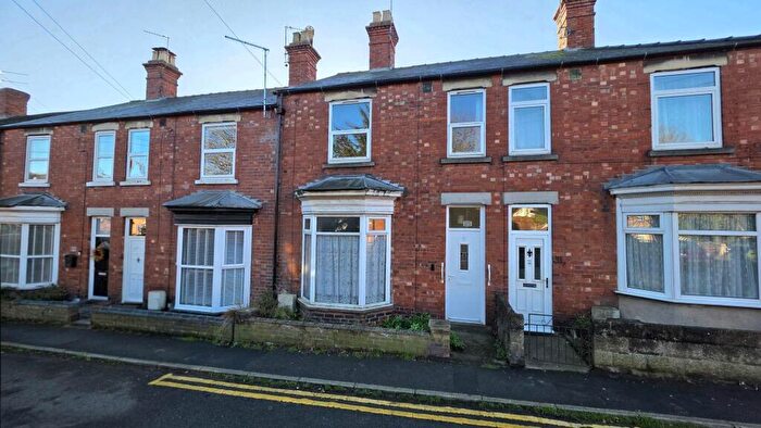 3 Bedroom Terraced House For Sale In West Banks, Sleaford, Lincolnshire, NG34