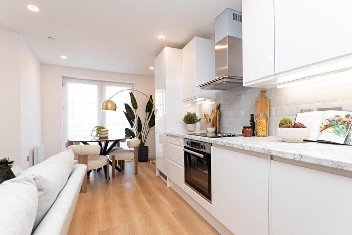 1 Bedroom Apartment For Sale In Goldstone Apartments, Newtown Road, Hove, BN3