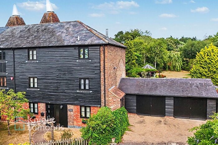 6 Bedroom Semi Detached House For Sale In Church Lane, West Farleigh, ME15