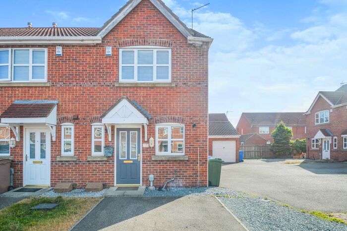 2 Bedroom End Of Terrace House To Rent In Tennyson Court, Hedon, Hull, HU12