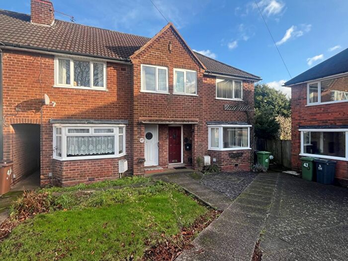 3 Bedroom End Terrace House For Sale In Leighton Close, Great Barr, B43