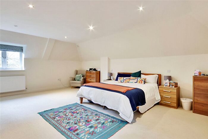 2 Bedroom Semi-Detached House For Sale In Croft Close, Sevenoaks, Kent, TN13