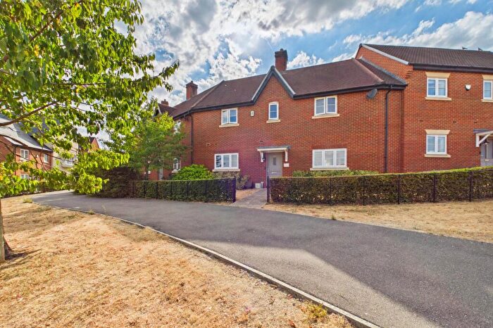 3 Bedroom Terraced House To Rent In Meadowsweet Lane, Warfield, Berkshire, RG42