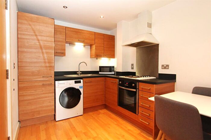 1 Bedroom Flat To Rent In Cartier House, Leeds Dock, LS10