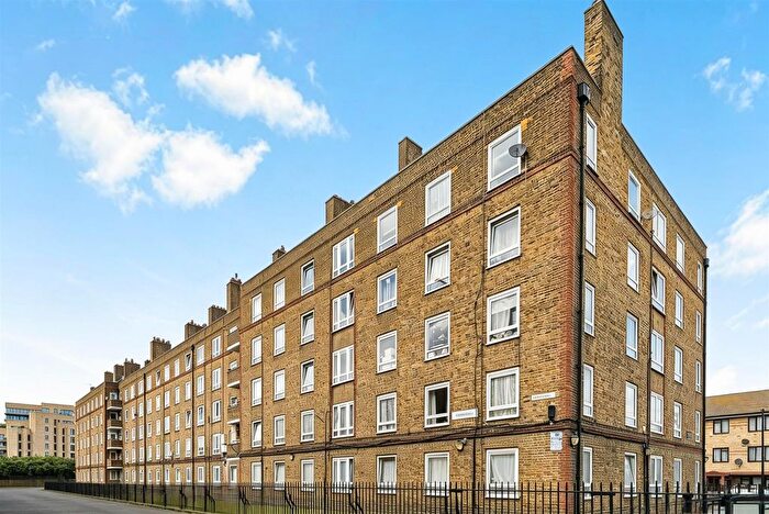 2 Bedroom Flat For Sale In Northesk House, Tent Street, London, E1