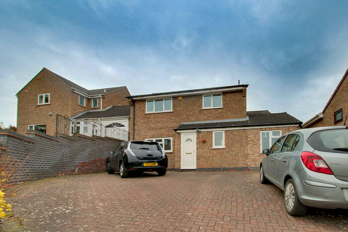 4 Bedroom Detached House To Rent In Hatherleigh Road, Leicester, LE5