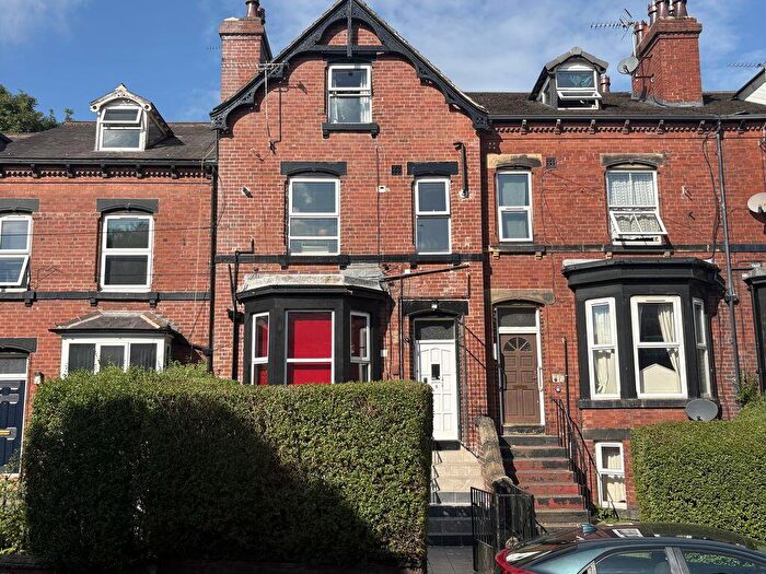 1 Bedroom Flat To Rent In Inglewood Terrace, Leeds, LS6