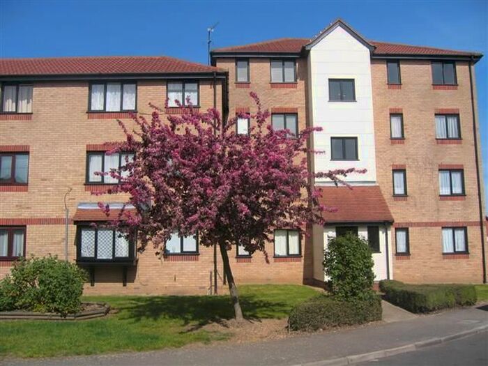 1 Bedroom Flat To Rent In Magpie Close, Enfield EN1