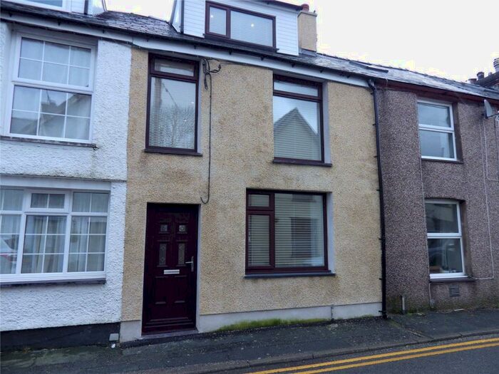 3 Bedroom Terraced House To Rent In Field Terrace, Llanberis, Caernarfon, Gwynedd, LL55