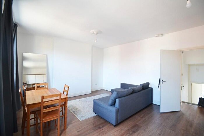 1 Bedroom Apartment To Rent In Stoke Newington Church Street, London, N16