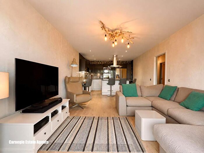 2 Bedroom Flat To Rent In Clock House Gardens, Welwyn, AL6