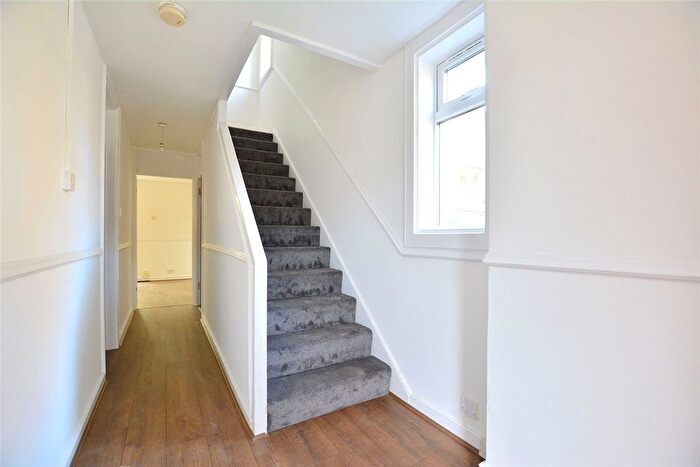 2 Bedroom End Of Terrace House To Rent In Hevelius Close, London, SE10