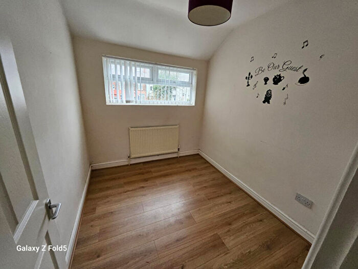 5 Bedroom Terraced House To Rent In Littledale Road, Merseyside, CH44