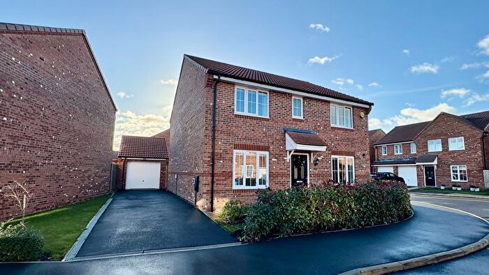 4 Bedroom Detached House For Sale In Frank Ford Close, Saxilby, Lincoln, LN1